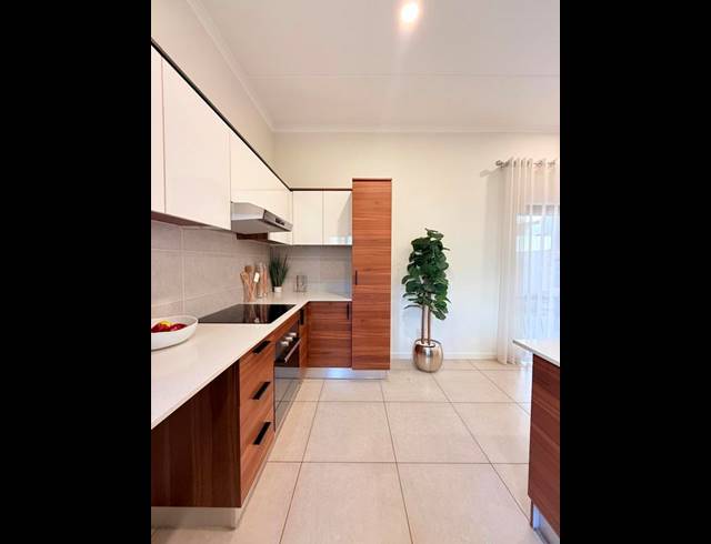 3 BEDROOM CLUSTER FOR SALE IN SUNNINGHILL